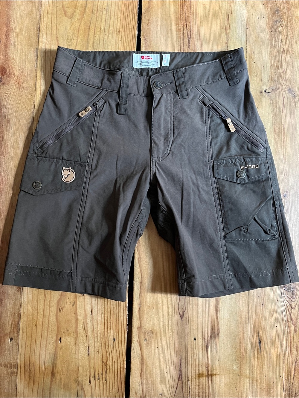 FJALLRAVEN Women's 26 Brown Nikka Shorts G-1000